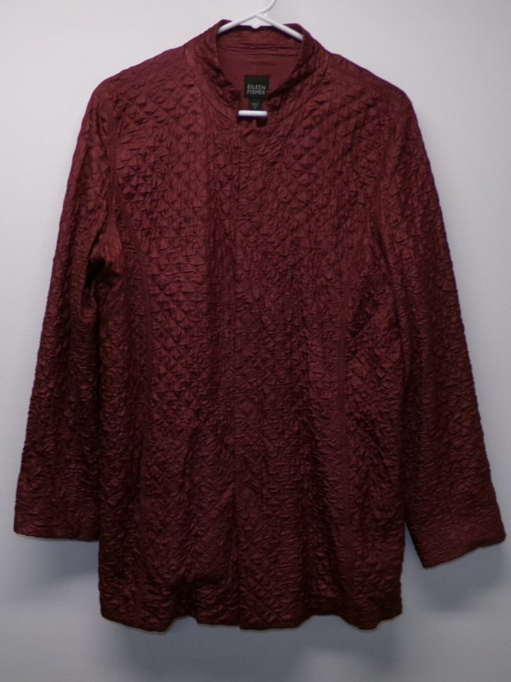 Eileen Fisher Quilted Tussah Silk Jacket Cranberry Wine Magnetic Closure sz M